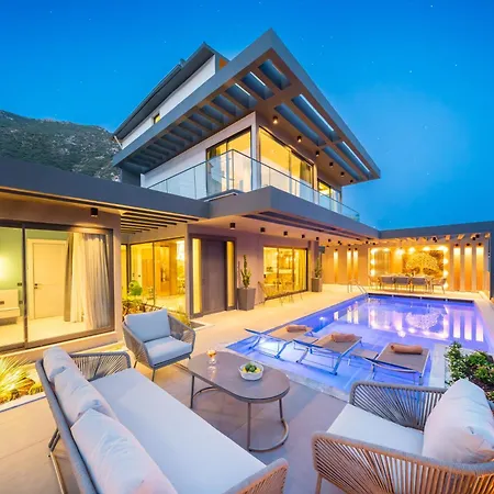 Luxury With Sea View In Kalkan Villa *