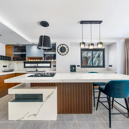Luxury With Sea View In Kalkan Villa *